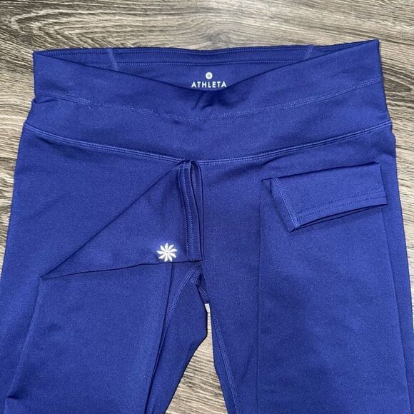 ATHLETA Sonar Purple Capri Legging Pant Crop Tight 341479 Reflective - Picture 2 of 6